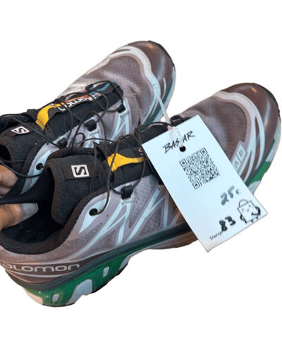 Salomon Trail Running Sneakers